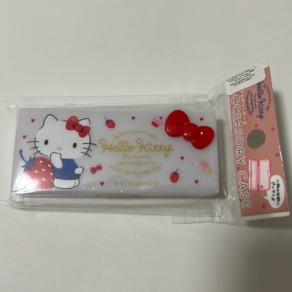 Hello Kitty Accessory case - Picture 2 of 7
